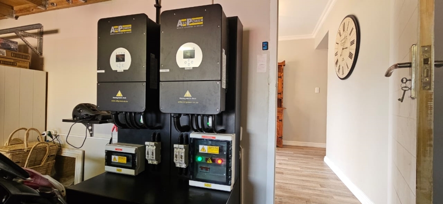 4 Bedroom Property for Sale in Wavecrest Eastern Cape